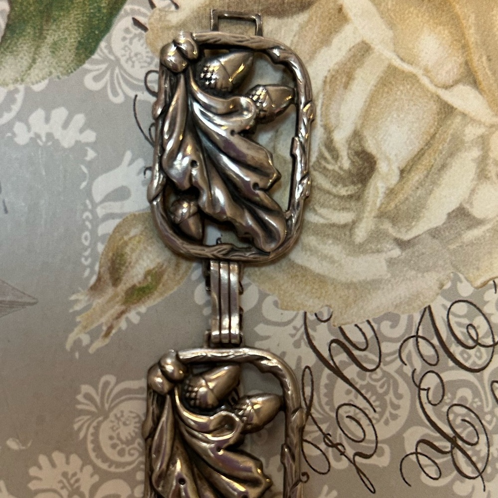 Stunning vintage DANECRAFT STERLING acorn panel bracelet